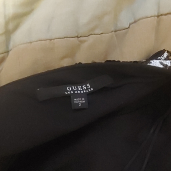 Guess black and white dreas - Picture 3 of 3